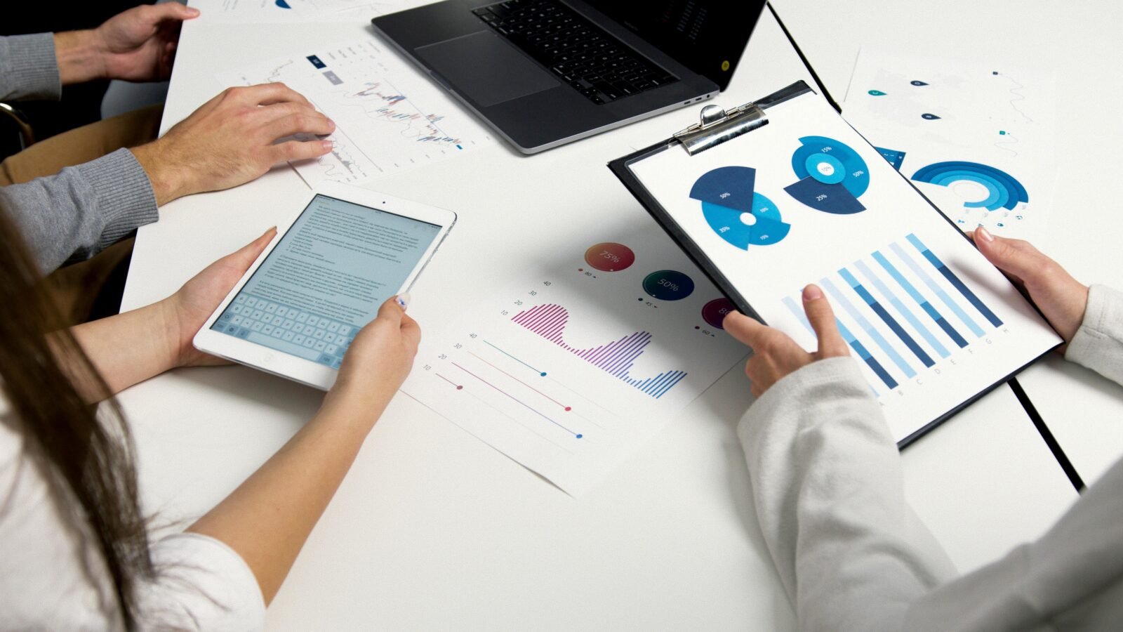 Breaking Down CPA: How Cost Per Acquisition Impacts Your Marketing Success